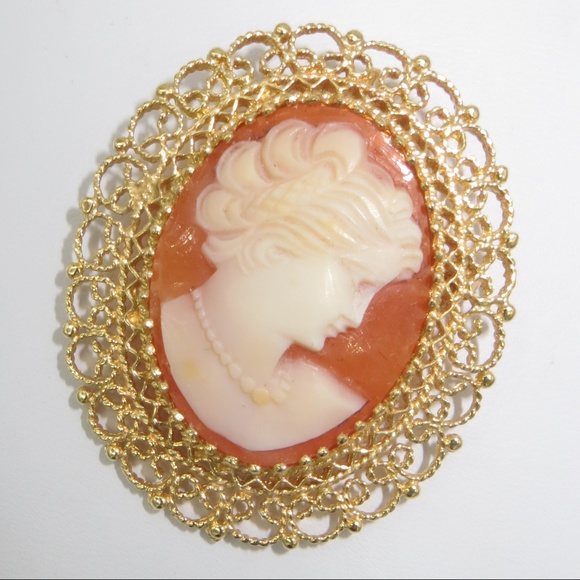 Jewelry - Large 14K Cameo Pendant/Brooch